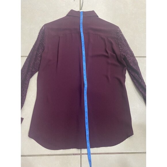 3/$15 SALE - Ann Taylor Loft Button Down Embroidered Long Sleeve Blouse Sz XS - Picture 7 of 9